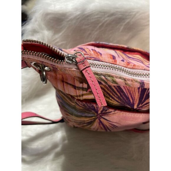 CHICO Tropical Floral Pink Crossbody Bag With Adjustable Strap & Zipper Closure - Picture 6 of 12
